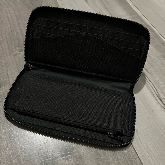 Ten Tree Zip-Around Wallet - Picture 3 of 4